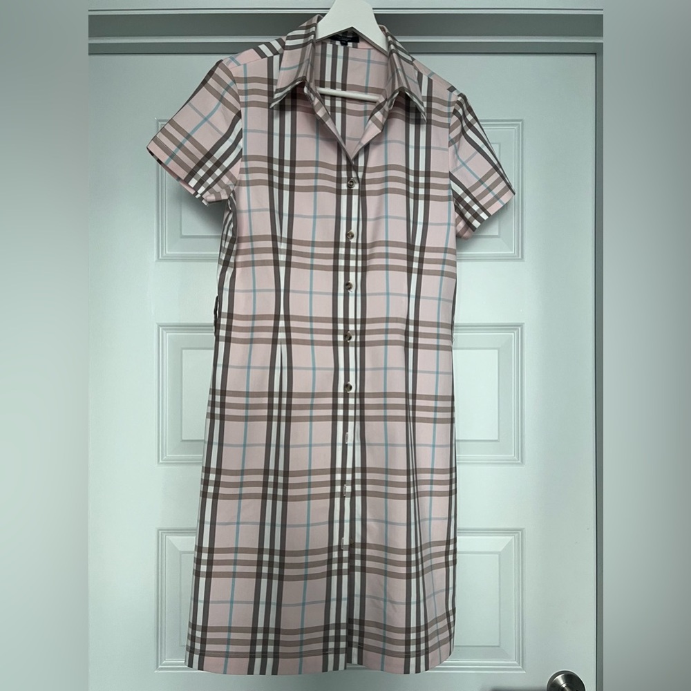 VINTAGE Burberry, baby pink, white, tan & blue button up, fitted stretch dress.